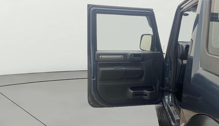2022 Mahindra Thar LX PETROL HT 4WD AT, Petrol, Automatic, 18,128 km, LHS Front Door