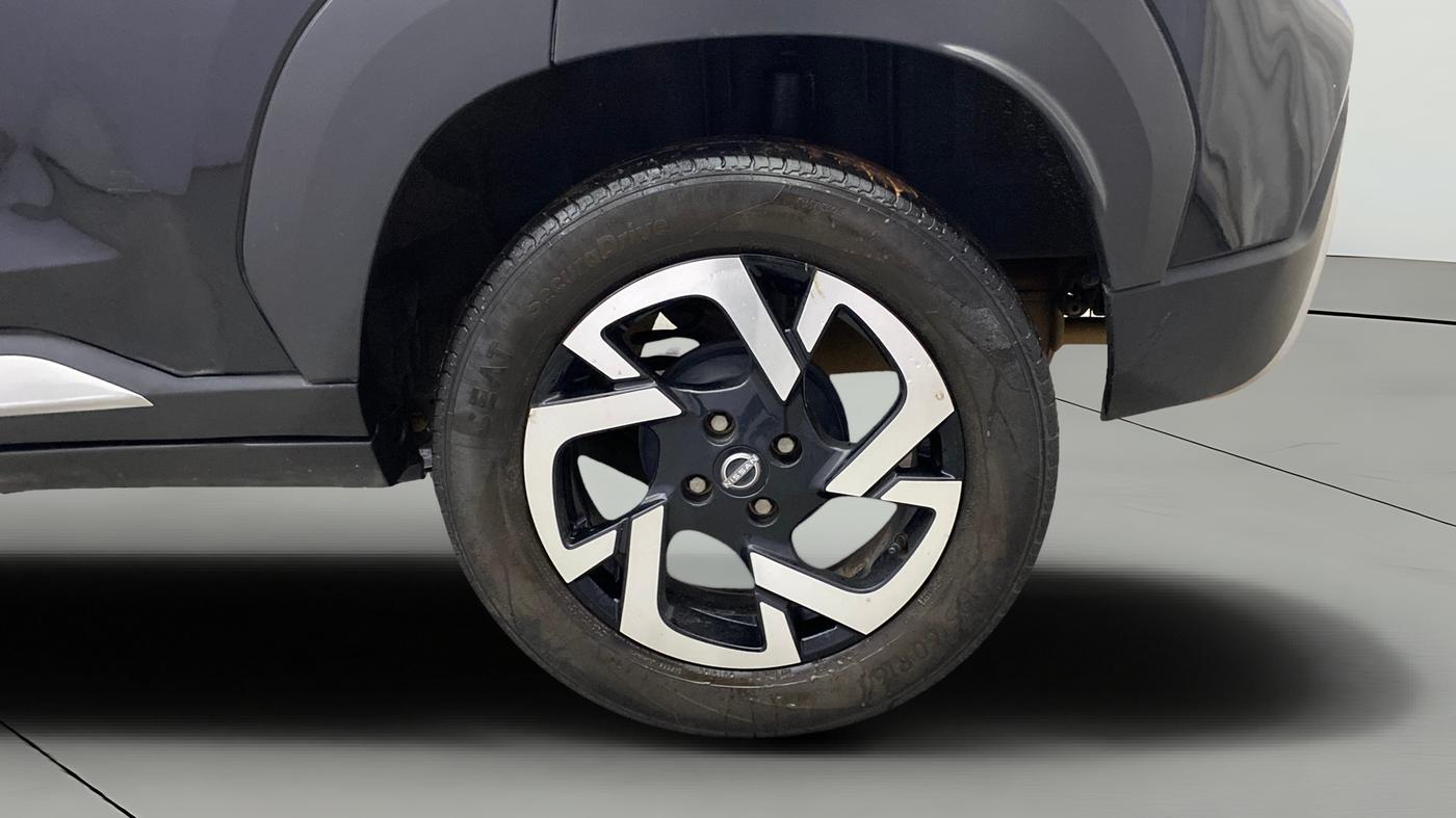 2024 Nissan MAGNITE XV MT, Petrol, Manual, 93,781 km, Left Rear Wheel