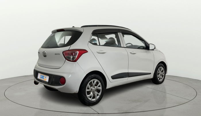 2018 Hyundai Grand i10 SPORTZ 1.2 KAPPA VTVT, Petrol, Manual, 94,741 km, Right Back Diagonal