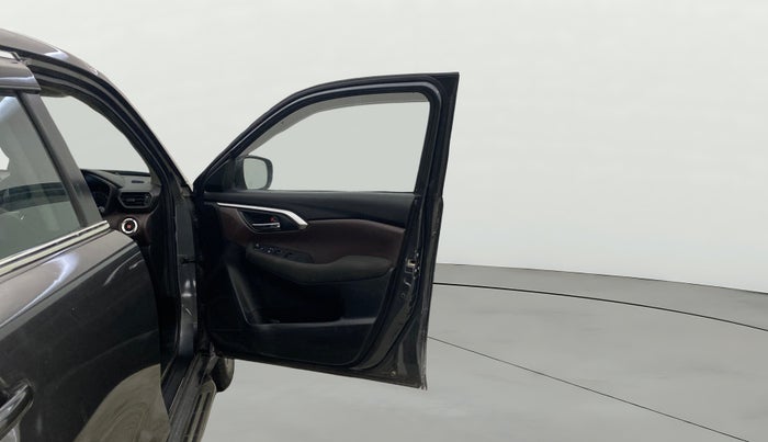 2023 Maruti Grand Vitara DELTA SMART HYBRID, Petrol, Manual, 98,091 km, RHS Front Door