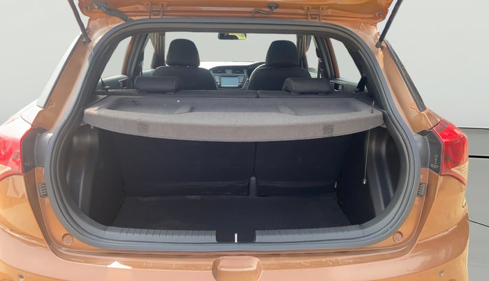 2016 Hyundai i20 Active 1.2 SX, Petrol, Manual, 46,496 km, Boot Open Zoomed View