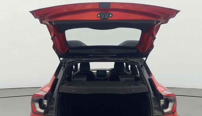 2024 Renault Kiger RXZ MT, Petrol, Manual, 14,005 km, Boot Door Open