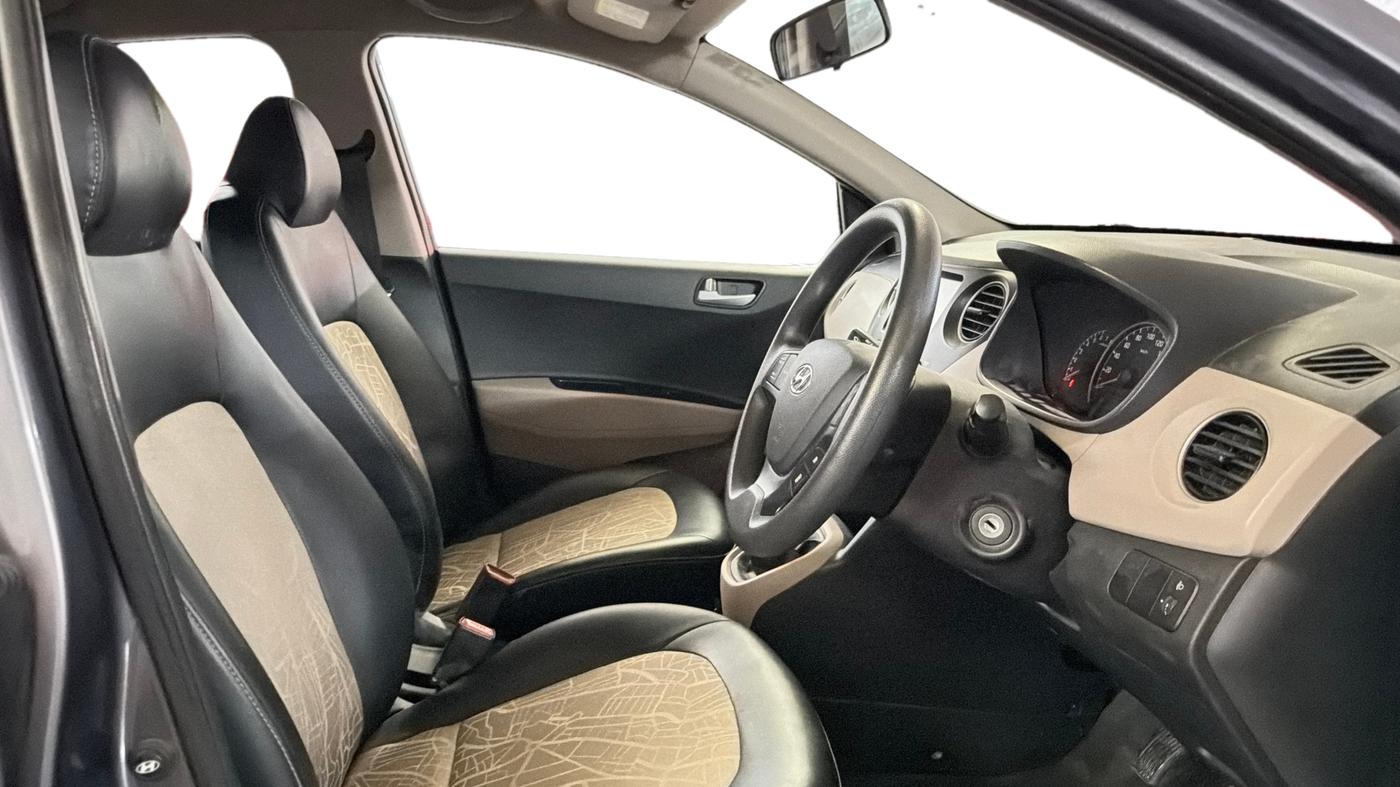 2019 Hyundai Grand i10 SPORTZ 1.2 KAPPA VTVT, Petrol, Manual, 75,953 km, Right Side Front Door Cabin