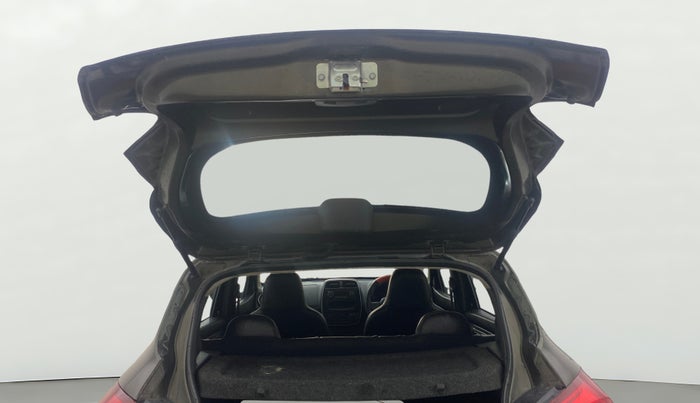 2017 Renault Kwid RXL, Petrol, Manual, 34,420 km, Boot Door Open