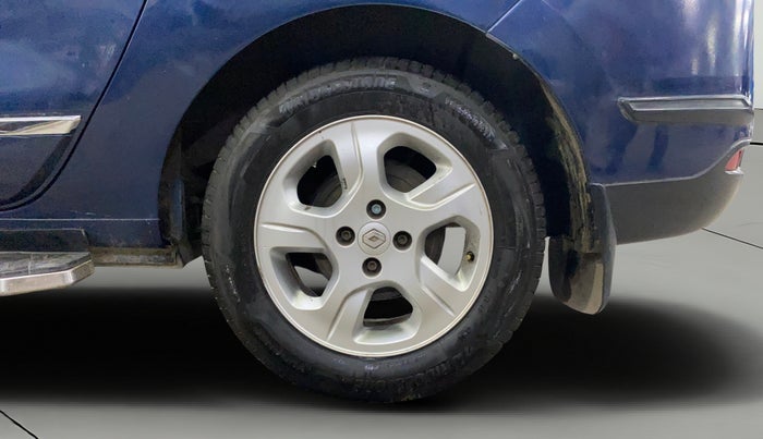 2015 Renault Lodgy 110 PS RXZ 7 STR, Diesel, Manual, 85,293 km, Left Rear Wheel