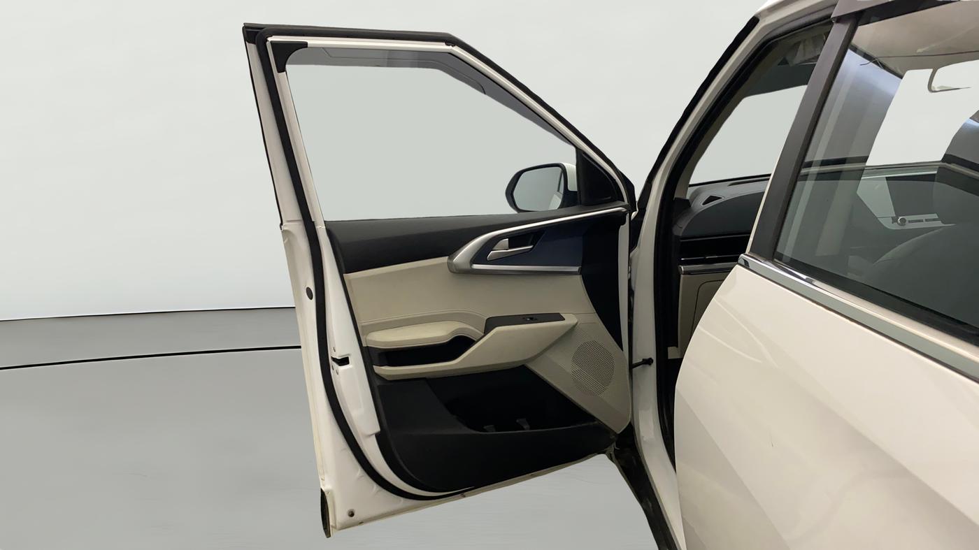 2024 KIA CARENS Premium (O) 1.5 Turbo Petrol iMT 7 STR, Petrol, Manual, 14,649 km, LHS Front Door