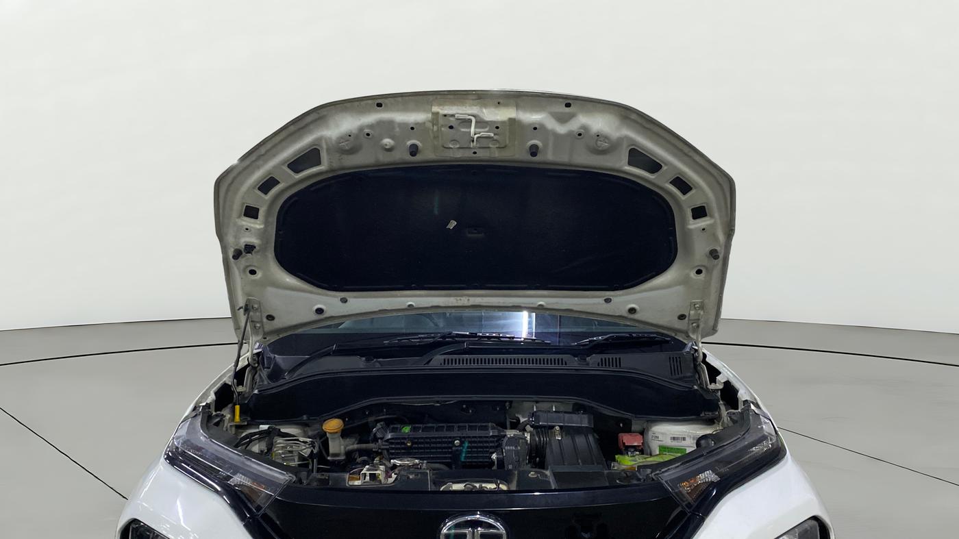 2023 Tata PUNCH PURE MT, Petrol, Manual, 45,900 km, Open Bonet