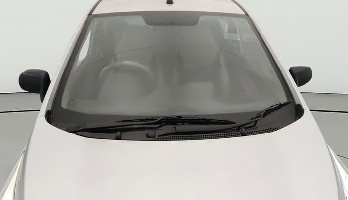 2014 Hyundai Eon ERA +, Petrol, Manual, 52,136 km, Front Windshield