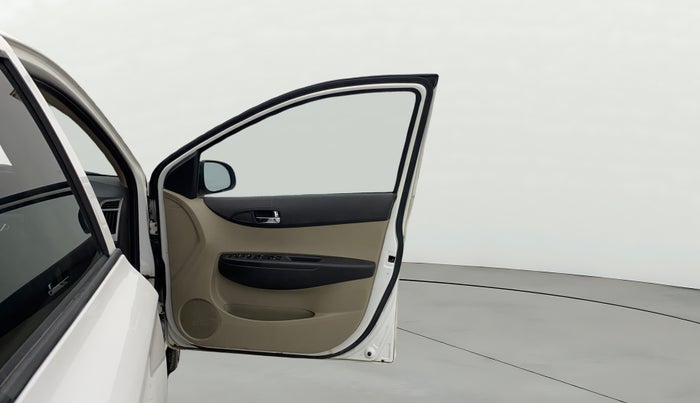 2012 Hyundai i20 MAGNA 1.2, Petrol, Manual, 90,411 km, RHS Front Door