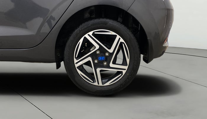 2024 Hyundai GRAND I10 NIOS ASTA AMT 1.2 KAPPA VTVT, Petrol, Automatic, 12,132 km, Left Rear Wheel