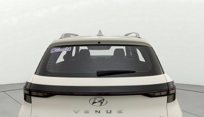 2023 Hyundai VENUE SX (O) 1.0 TURBO DCT, Petrol, Automatic, 27,749 km, Rear Windshield