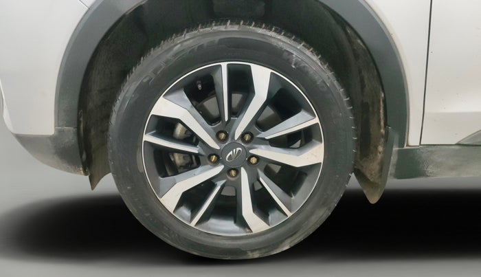 2019 Mahindra XUV300 W8 (O) 1.2 PETROL, Petrol, Manual, 62,636 km, Left Front Wheel