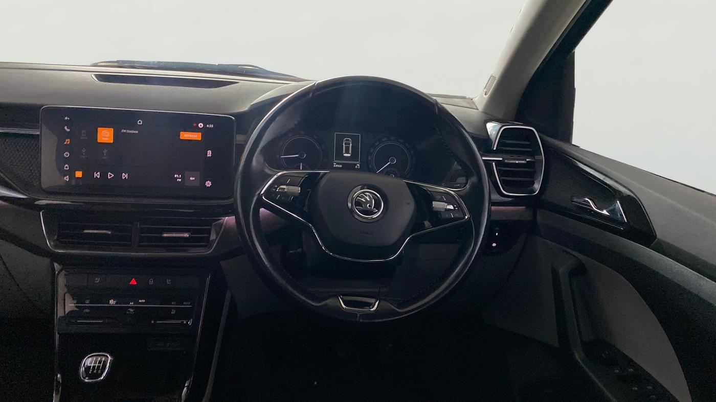 2021 Skoda KUSHAQ STYLE 1.0L TSI MT, Petrol, Manual, 84,898 km, Steering Wheel Close Up