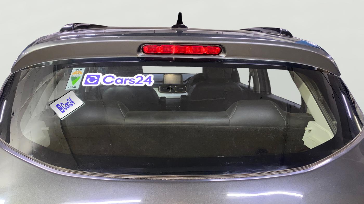 2023 Tata PUNCH ACCOMPLISHED DAZZLE SUNROOF CNG MT, CNG, Manual, 92,545 km, Rear Windshield
