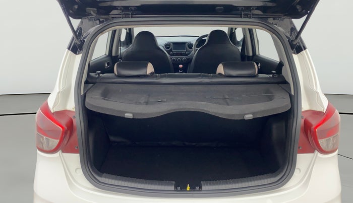 2018 Hyundai Grand i10 SPORTZ 1.2 KAPPA VTVT DUAL TONE, Petrol, Manual, 72,479 km, Boot Open Zoomed View