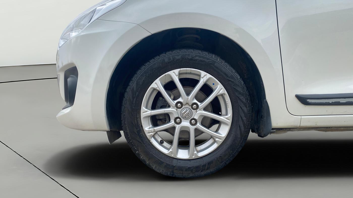 2024 Maruti Swift ZXI, Petrol, Manual, 59,255 km, Left Front Wheel