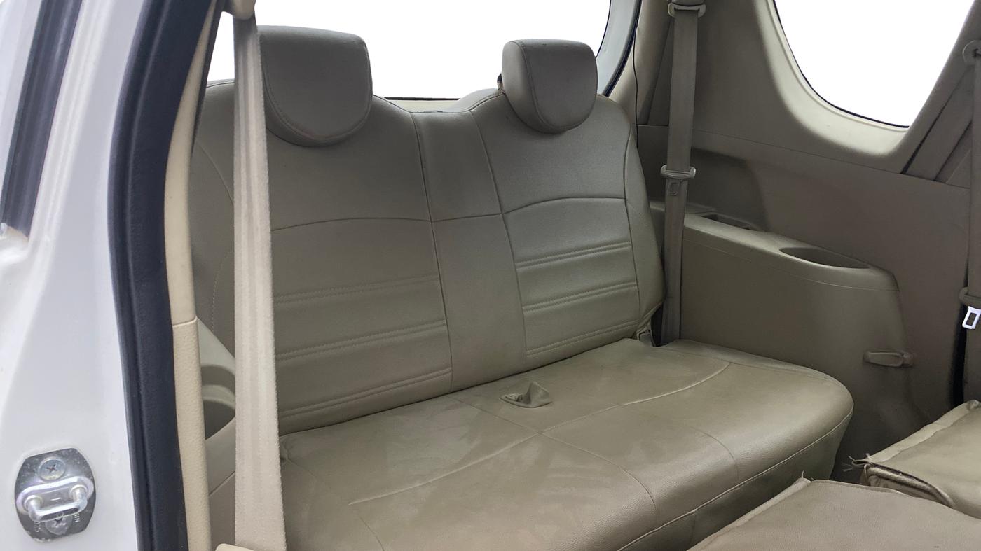 2015 Maruti Ertiga VXI, Petrol, Manual, 76,659 km, Third Seat Row ( optional )
