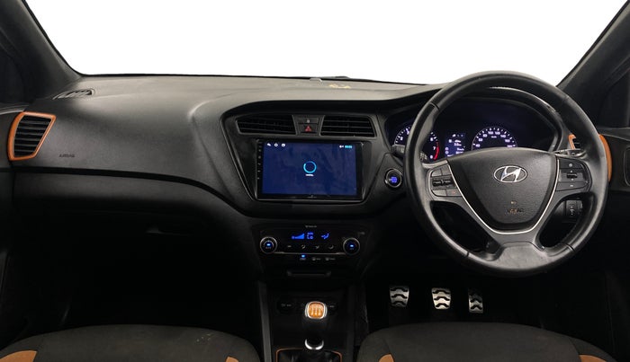 2016 Hyundai i20 Active 1.2 SX, Petrol, Manual, 83,976 km, Dashboard