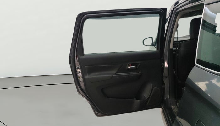 2022 Maruti XL6 ALPHA MT, Petrol, Manual, 35,183 km, LHS Rear Door