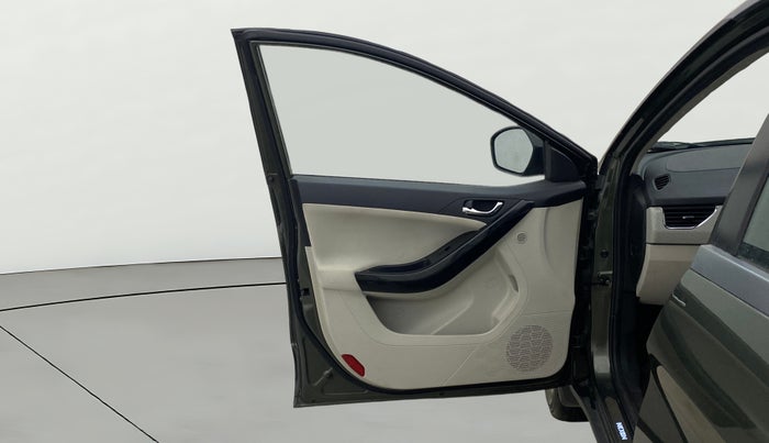 2023 Tata NEXON XZ PLUS DIESEL SUNROOF, Diesel, Manual, 67,922 km, LHS Front Door