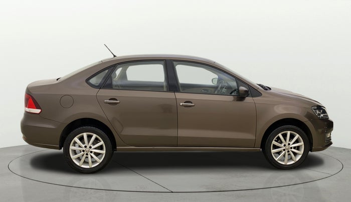 2017 Volkswagen Vento HIGHLINE PLUS 1.5 AT 16 ALLOY, Diesel, Automatic, 1,14,563 km, Right Side View