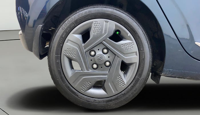 2022 Hyundai GRAND I10 NIOS MAGNA CORPORATE EDITION 1.2 KAPPA VTVT, Petrol, Manual, 23,054 km, Right Rear Wheel