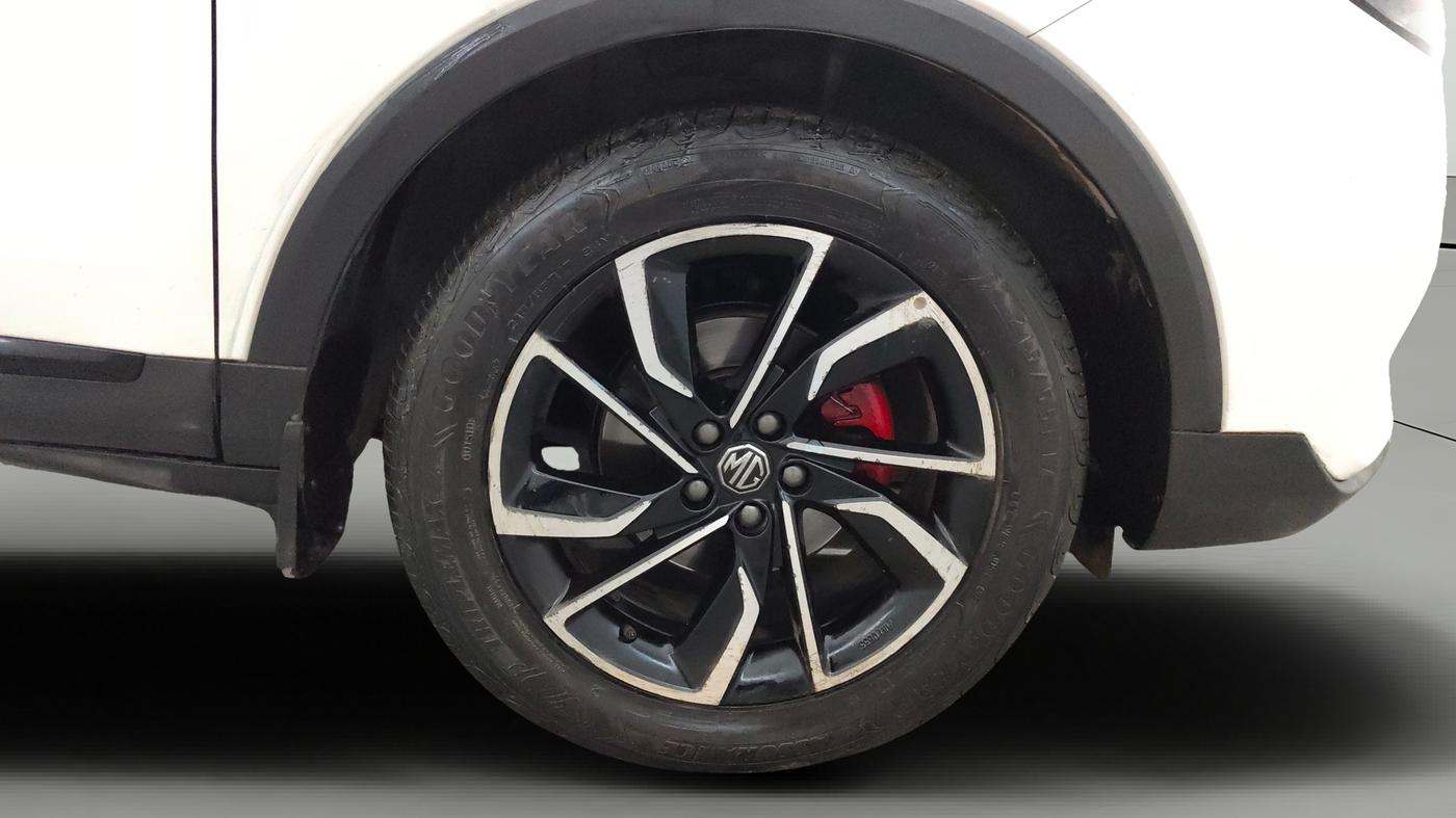 2022 MG ASTOR SAVVY 1.3 TURBO AT S RED, Petrol, Automatic, 23,216 km, Right Front Wheel