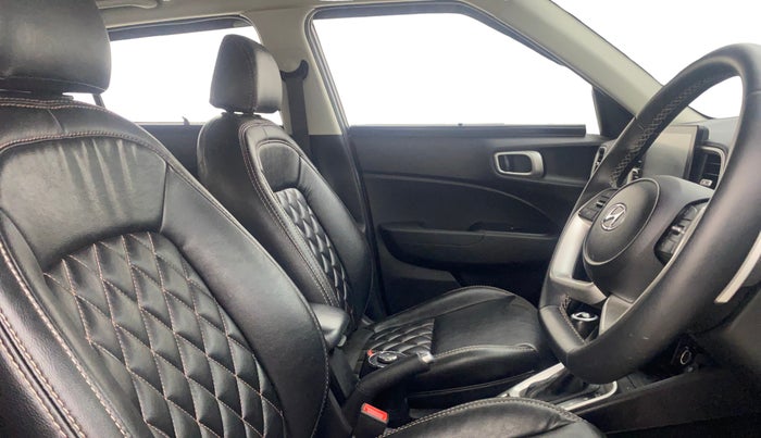 2020 Hyundai VENUE SX PLUS 1.0 TURBO DCT, Petrol, Automatic, 59,409 km, Right Side Front Door Cabin
