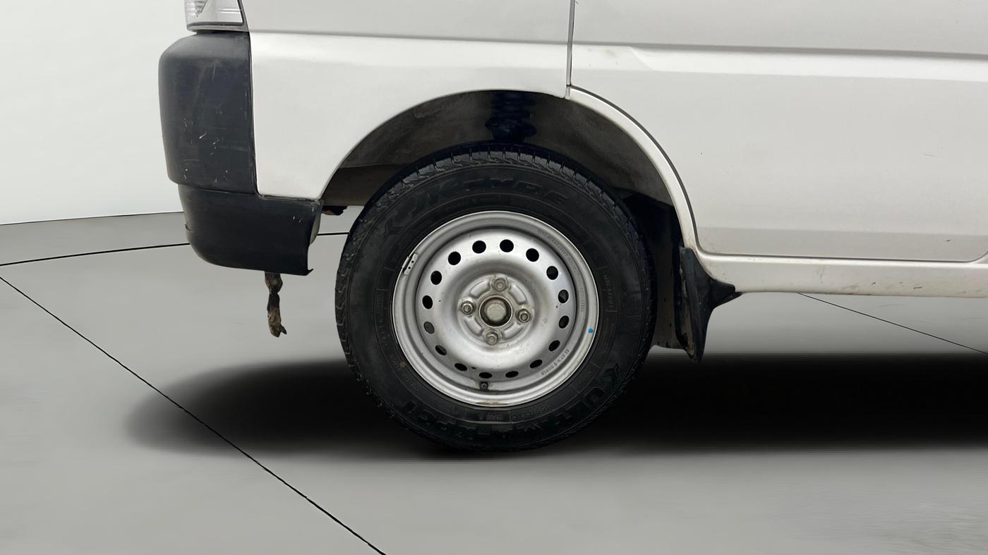2023 Maruti Eeco 5 STR AC CNG, CNG, Manual, 67,042 km, Left Front Wheel