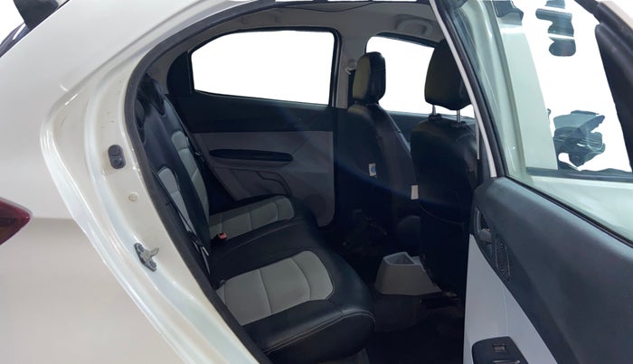 2022 Tata Tiago XT (O) PETROL, Petrol, Manual, 34,676 km, Right Side Rear Door Cabin