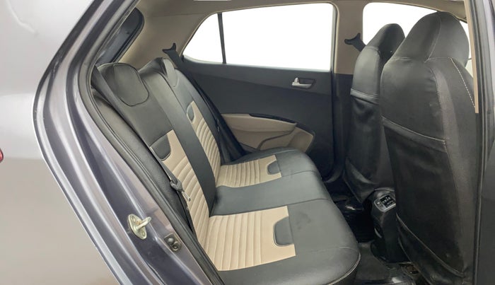 2016 Hyundai Grand i10 SPORTZ 1.2 KAPPA VTVT, Petrol, Manual, 67,039 km, Right Side Rear Door Cabin