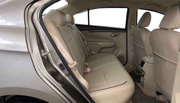 2020 Maruti Ciaz DELTA 1.5 SHVS MT PETROL, Petrol, Manual, 24,200 km, Right Side Rear Door Cabin