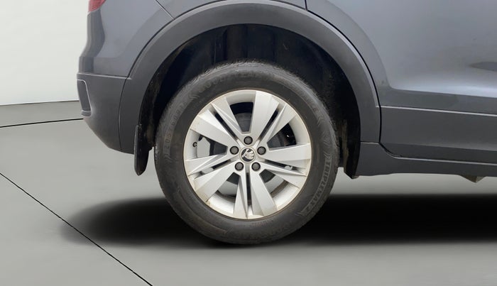 2021 Skoda KUSHAQ AMBITION 1.0L TSI MT, Petrol, Manual, 31,368 km, Right Rear Wheel