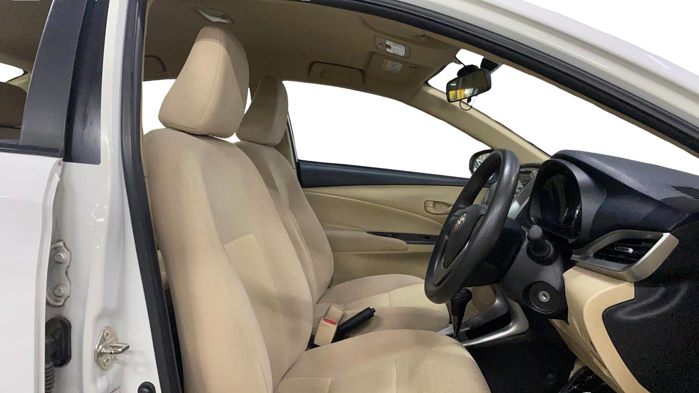 2018 Toyota YARIS J CVT, Petrol, Automatic, 16,845 km, Right Side Front Door Cabin