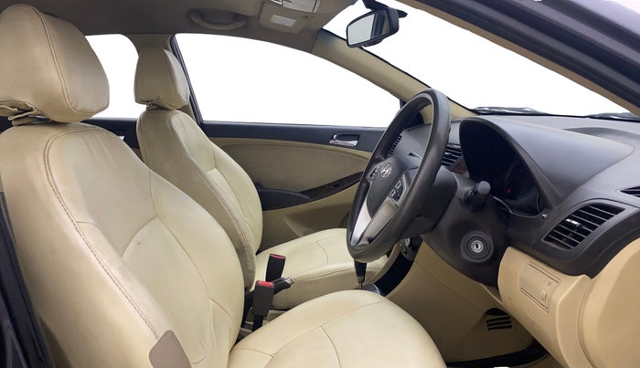 2014 Hyundai Verna FLUIDIC 1.6 CRDI SX AT, Diesel, Automatic, 81,531 km, Right Side Front Door Cabin