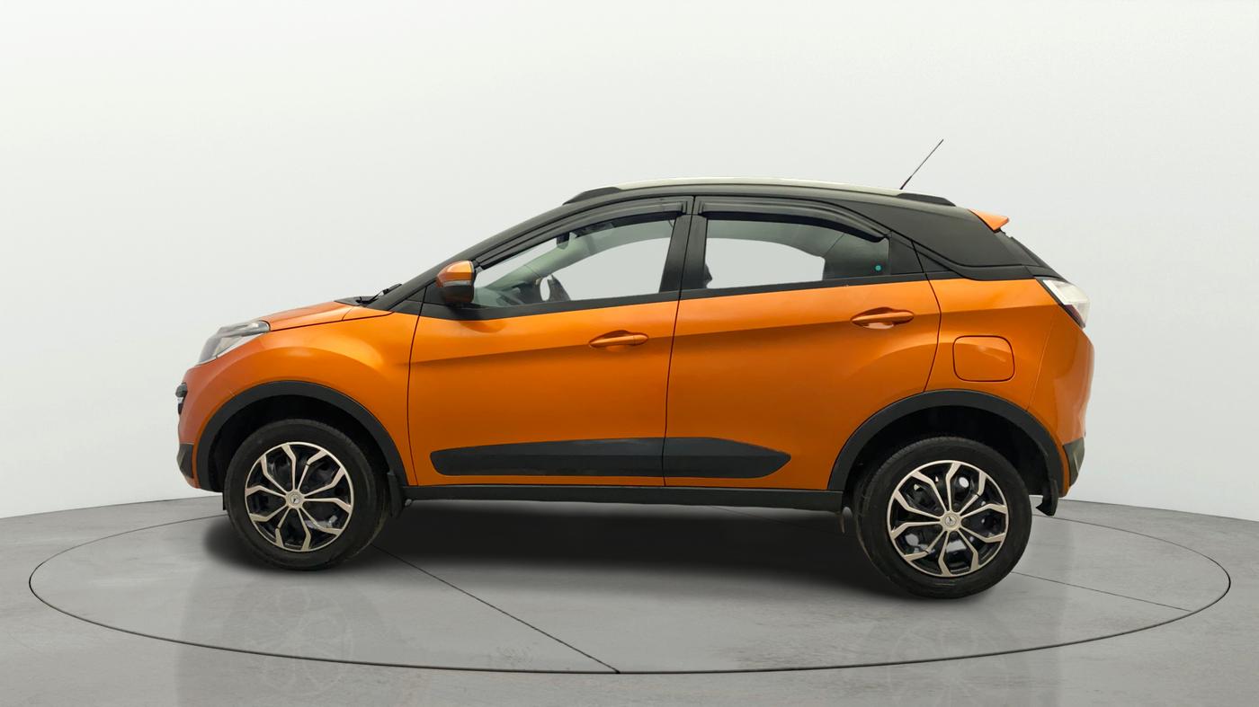 2019 Tata NEXON XT PLUS PETROL, Petrol, Manual, 1,09,366 km, Left Side