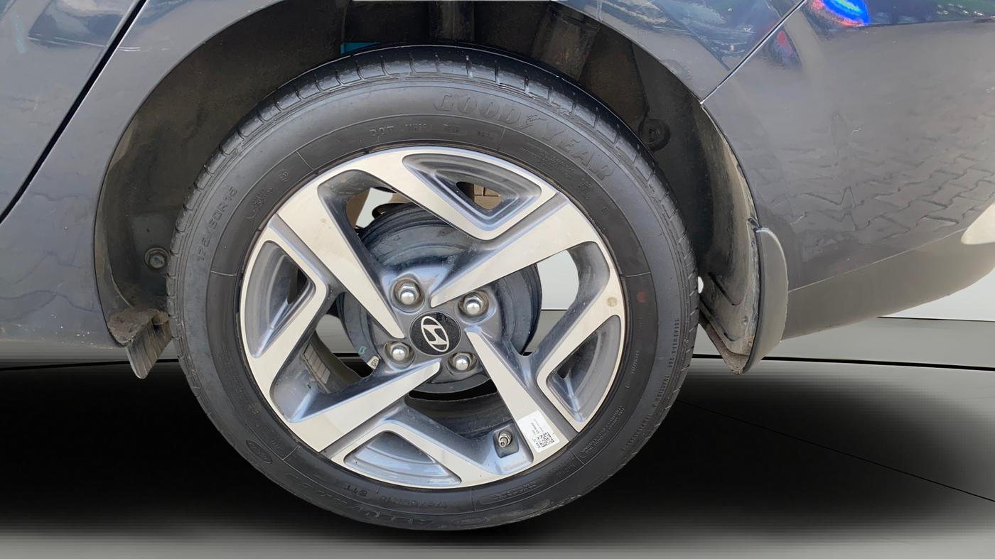 2024 Hyundai AURA SX 1.2 CNG, CNG, Manual, 36,615 km, Left Rear Wheel