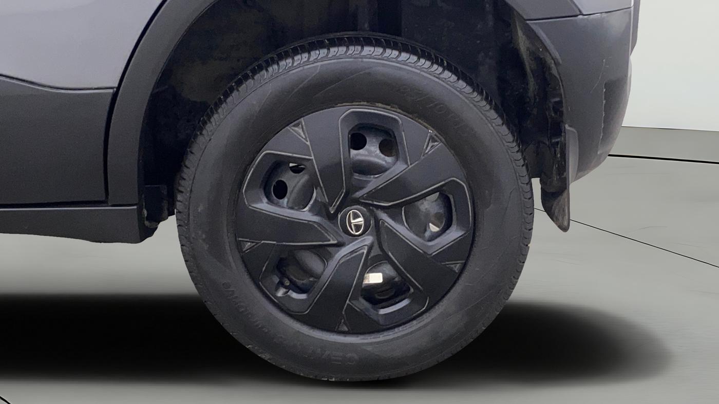 2022 Tata PUNCH PURE MT, Petrol, Manual, 18,807 km, Left Rear Wheel