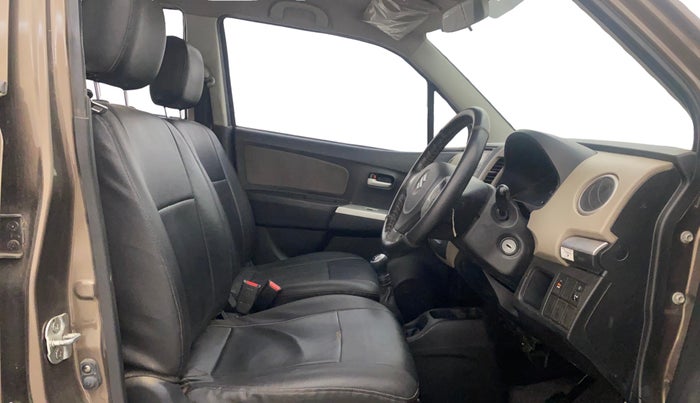 2013 Maruti Wagon R 1.0 LXI, Petrol, Manual, 53,943 km, Right Side Front Door Cabin