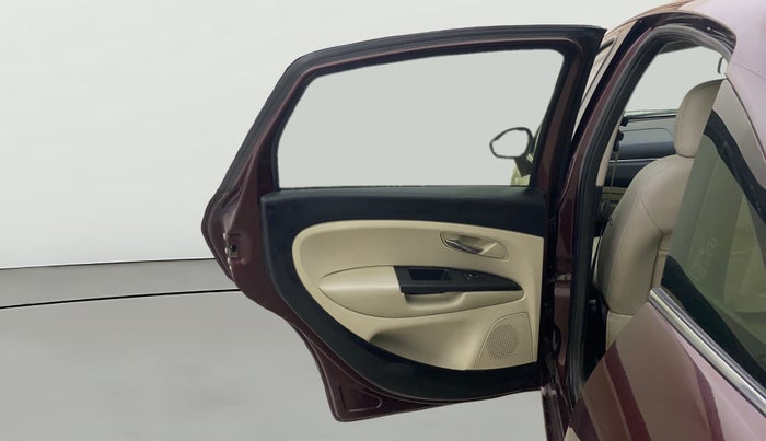 2013 Fiat Linea EMOTION 1.3, Diesel, Manual, 1,23,382 km, LHS Rear Door