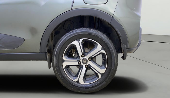 2023 Tata NEXON XZ PLUS PETROL SUNROOF, CNG, Manual, 75,459 km, Left Rear Wheel