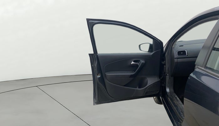 2018 Volkswagen Polo COMFORTLINE 1.0L MPI, Petrol, Manual, 1,26,359 km, LHS Front Door