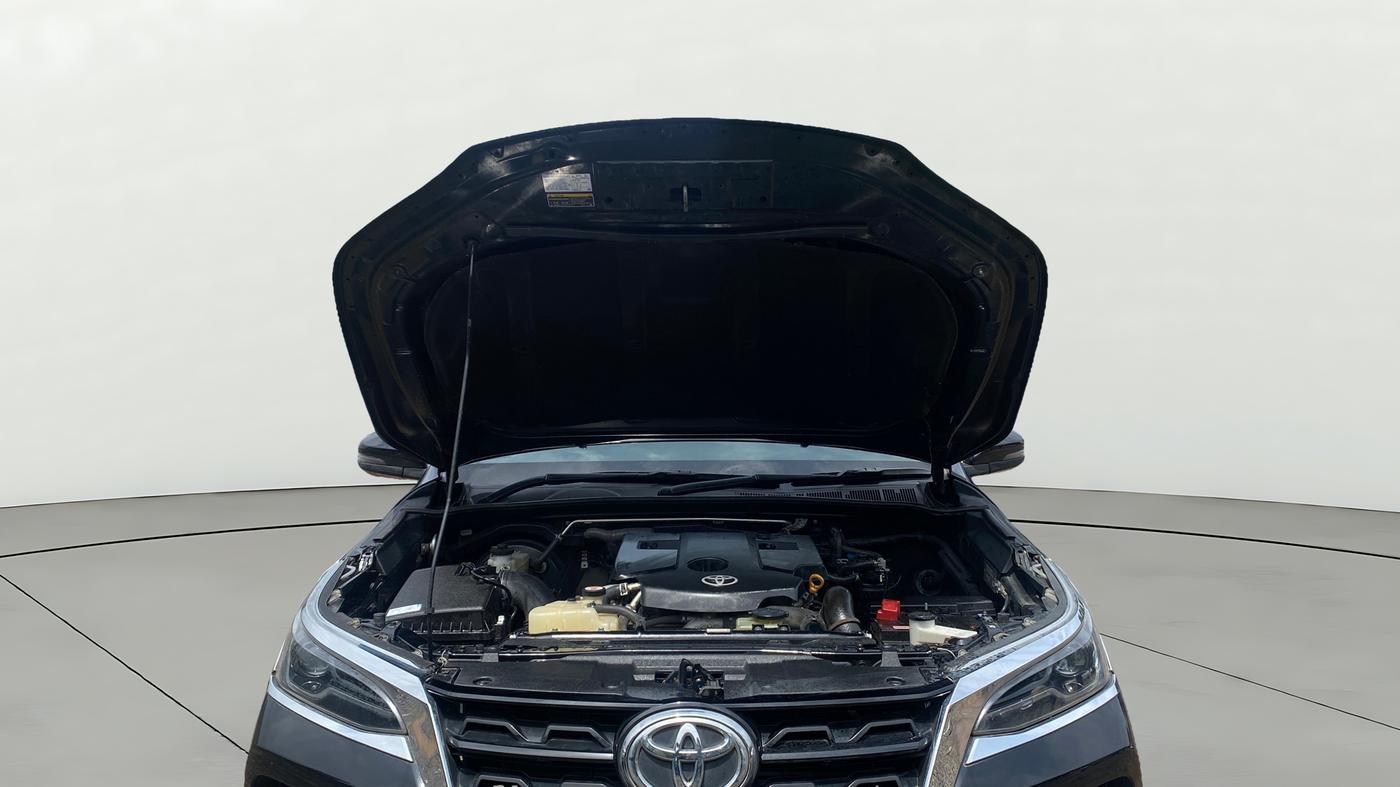 2023 Toyota Fortuner 4X2 AT 2.8 DIESEL, Diesel, Automatic, 36,861 km, Open Bonet