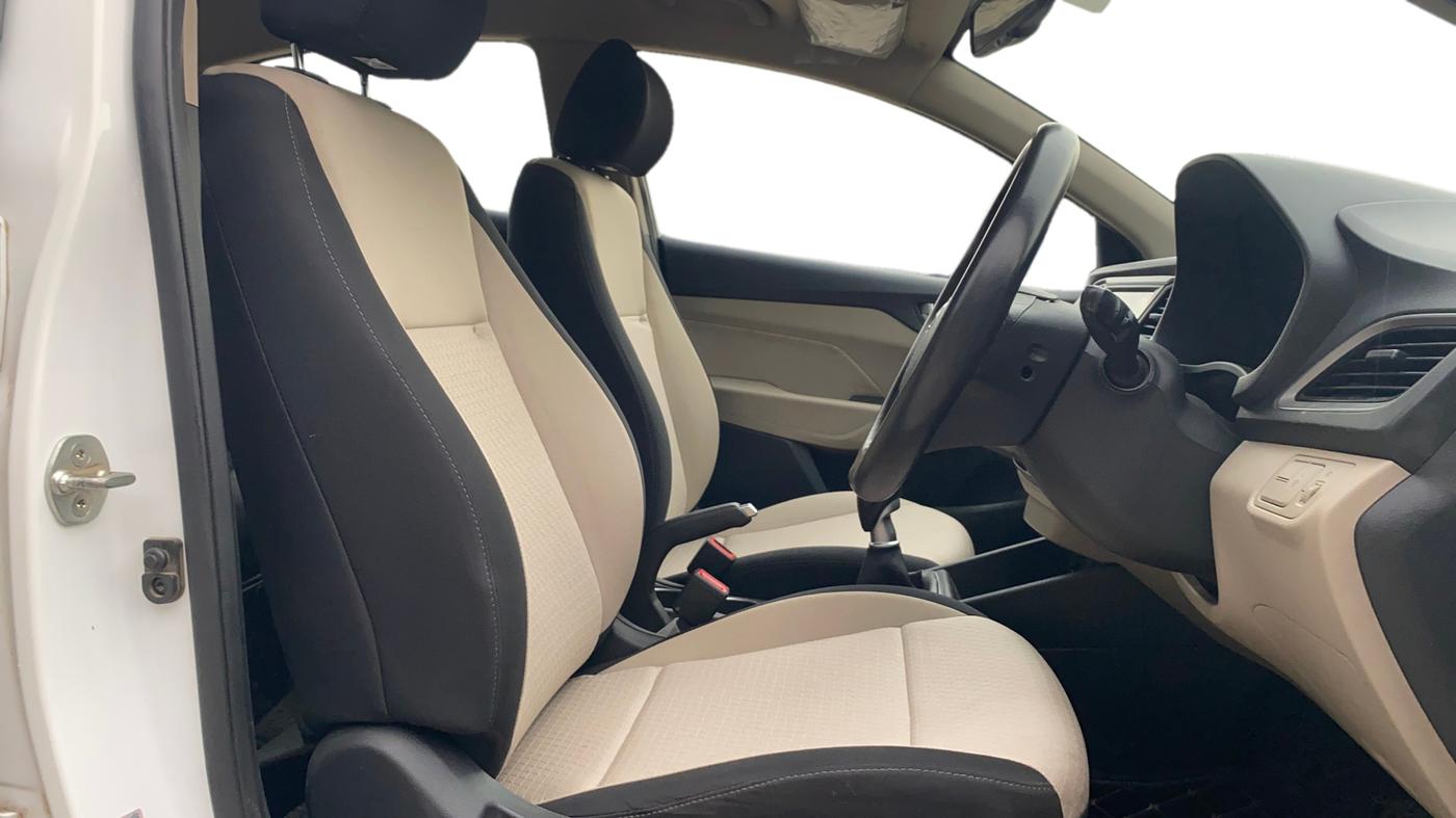 2020 Hyundai Verna 1.6 VTVT SX, Petrol, Manual, 48,488 km, Right Side Front Door Cabin