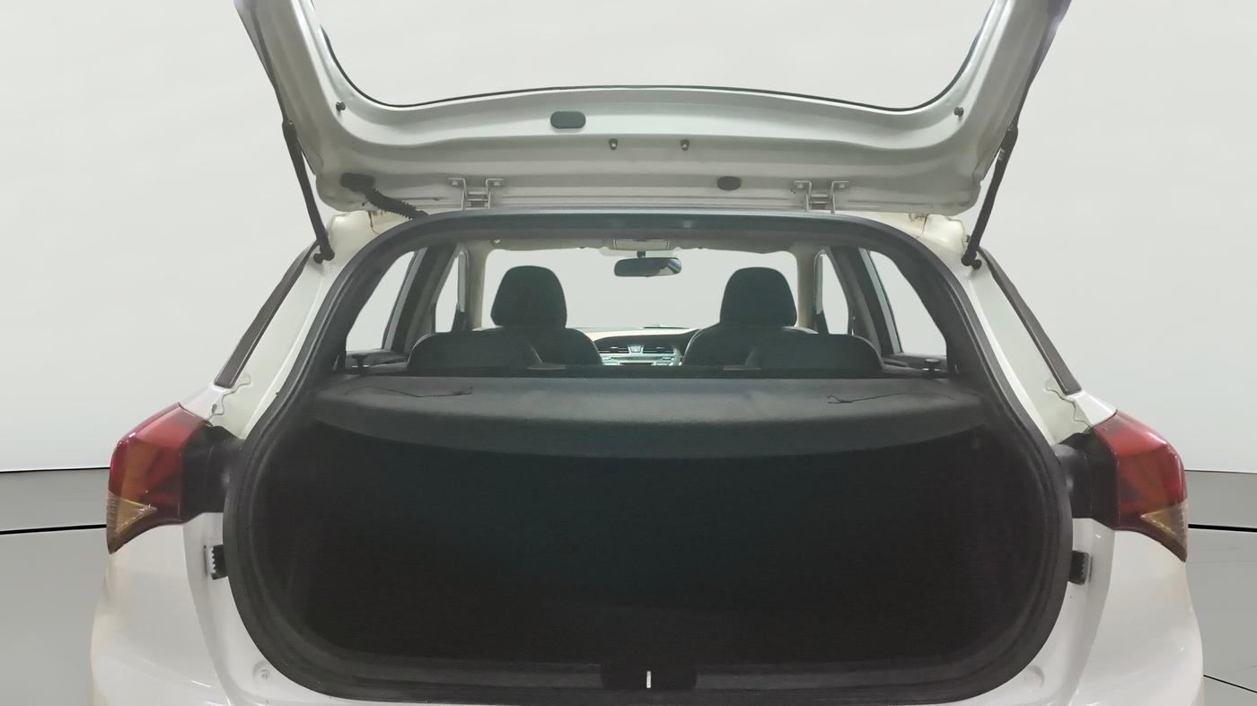 2015 Hyundai Elite i20 MAGNA 1.2, Petrol, Manual, 91,244 km, Boot Open Zoomed View