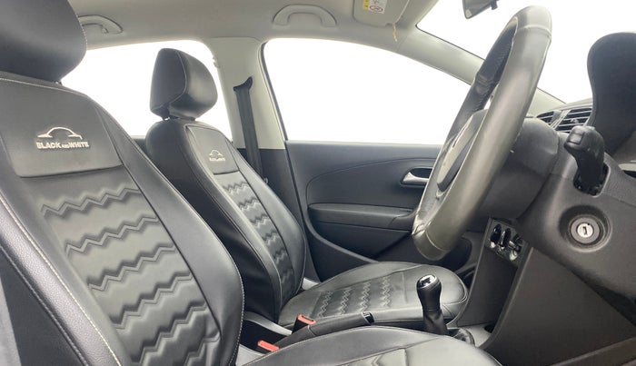 2020 Volkswagen Polo COMFORTLINE PLUS 1.0L MPI, Petrol, Manual, 40,106 km, Right Side Front Door Cabin