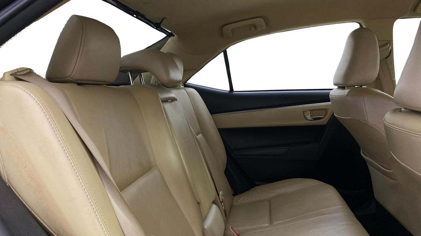 2017 Toyota Corolla Altis GL PETROL, Petrol, Manual, 73,814 km, Right Side Rear Door Cabin