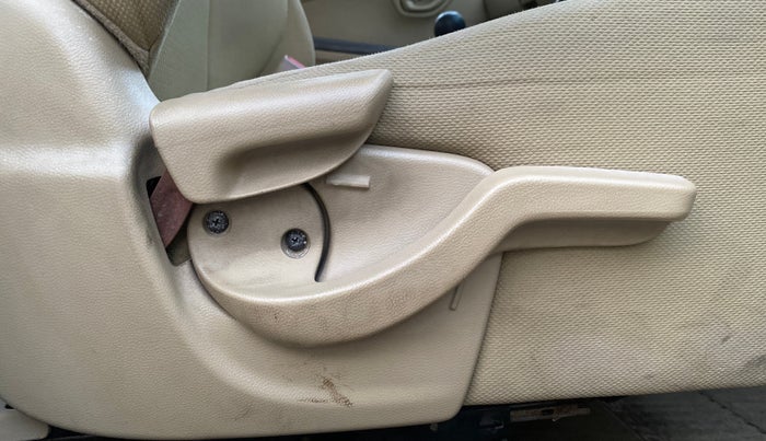 2013 Honda Brio S MT, Petrol, Manual, 38,197 km, Third Seat Row ( optional )