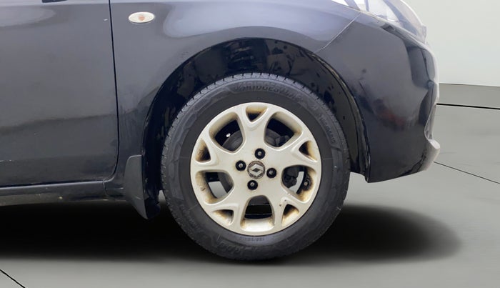 2013 Renault Scala RXL DIESEL, Diesel, Manual, 74,643 km, Right Front Wheel