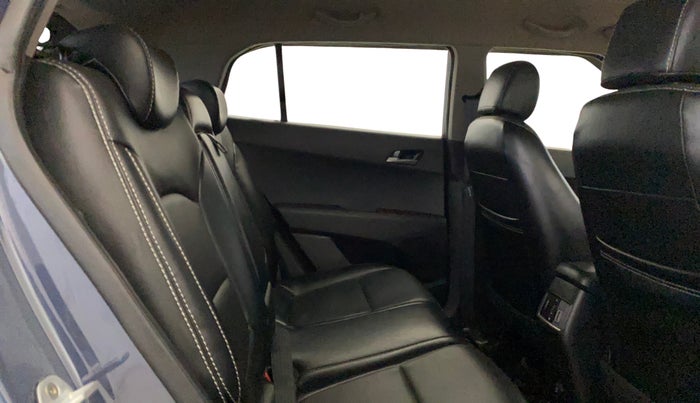 2016 Hyundai Creta SX PLUS 1.6 PETROL, Petrol, Manual, 30,512 km, Right Side Rear Door Cabin